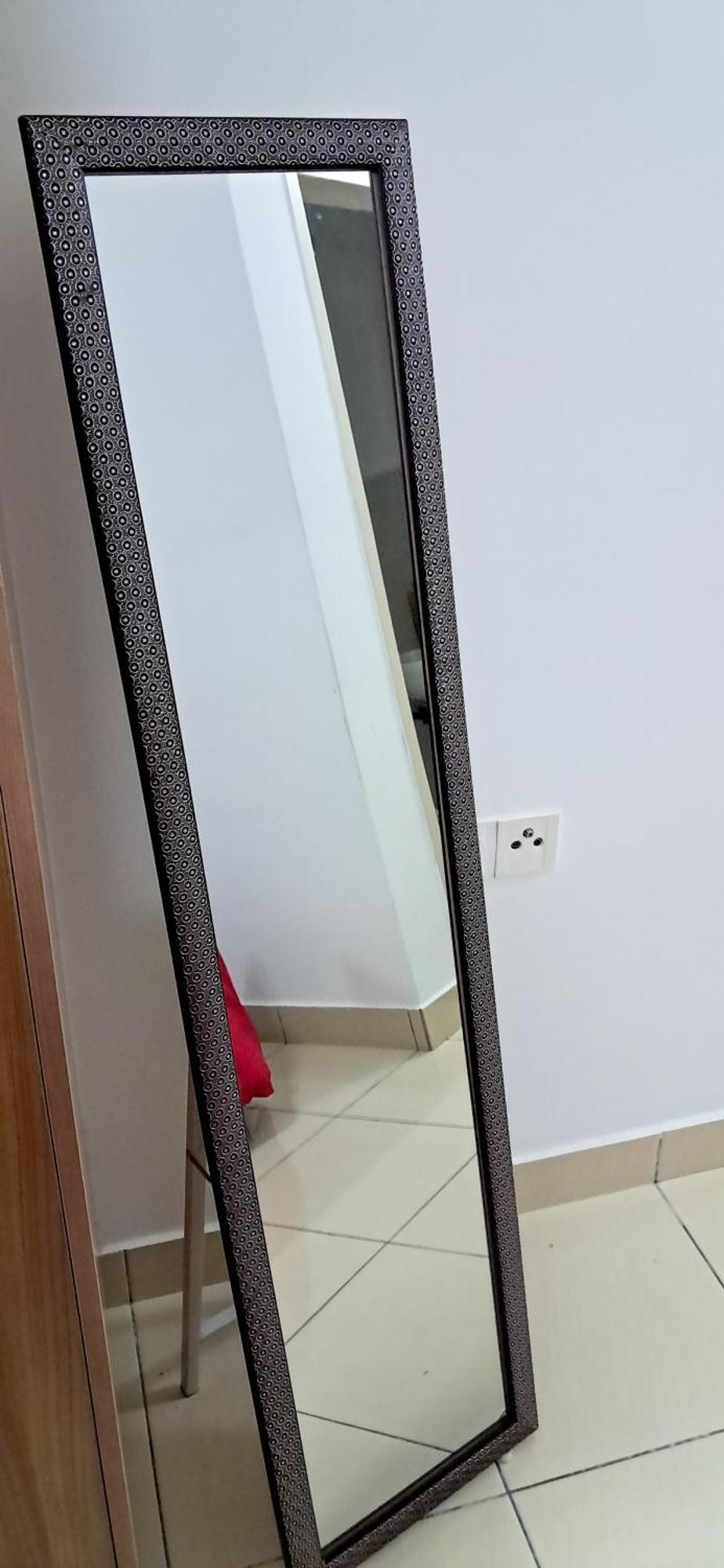 ספאנג The Red Room Alanis Residence מראה חיצוני תמונה