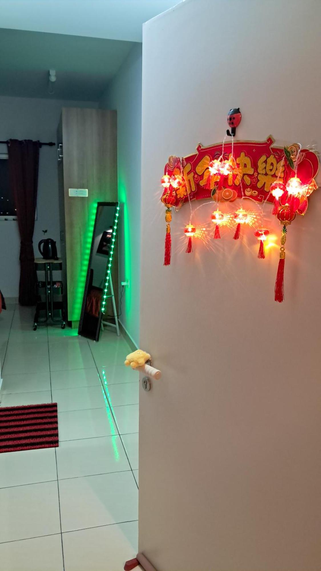 ספאנג The Red Room Alanis Residence מראה חיצוני תמונה