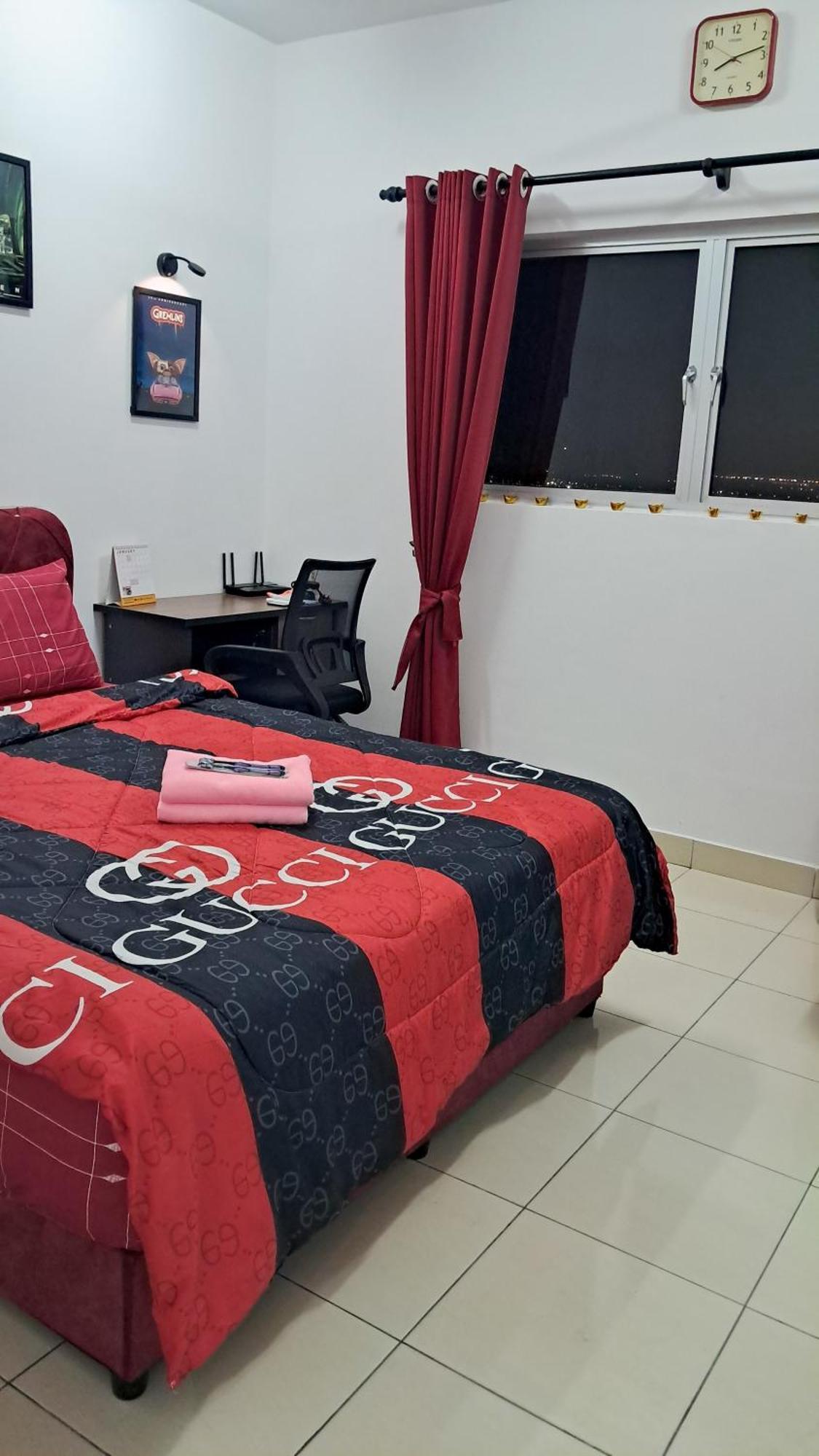ספאנג The Red Room Alanis Residence מראה חיצוני תמונה